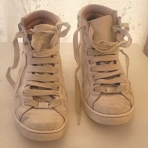 Ugg 7.5 women's sneakers
